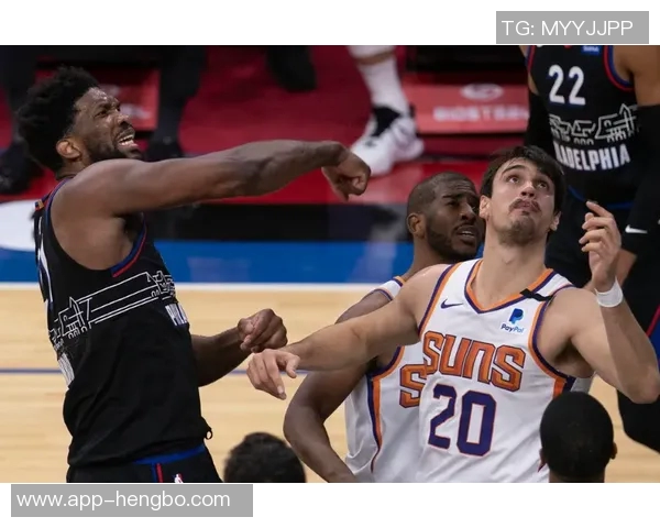 布克全能表现助力球队胜利16投10中罚球9中11贡献30分9篮板5助攻2抢断正负值高达21