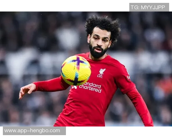 萨拉赫赛后绕场一周与球迷告别引发转会猜测 萨拉赫赛后绕场一周与球迷告别引发转会猜测