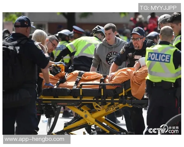 猛龙主场灯光闪烁引发混乱开赛仅40秒便暂停比赛